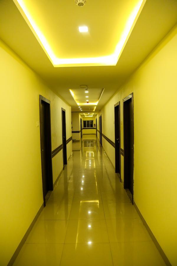 Hotel Saheb Panvel Exterior photo