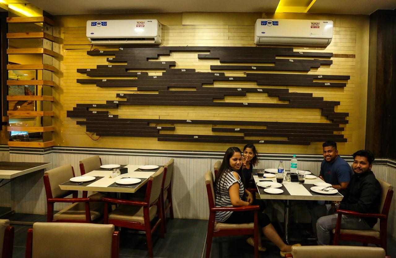 Hotel Saheb Panvel Exterior photo